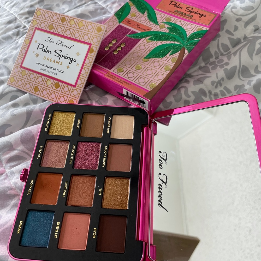 Too Faced Palm Springs eyeshadow palette